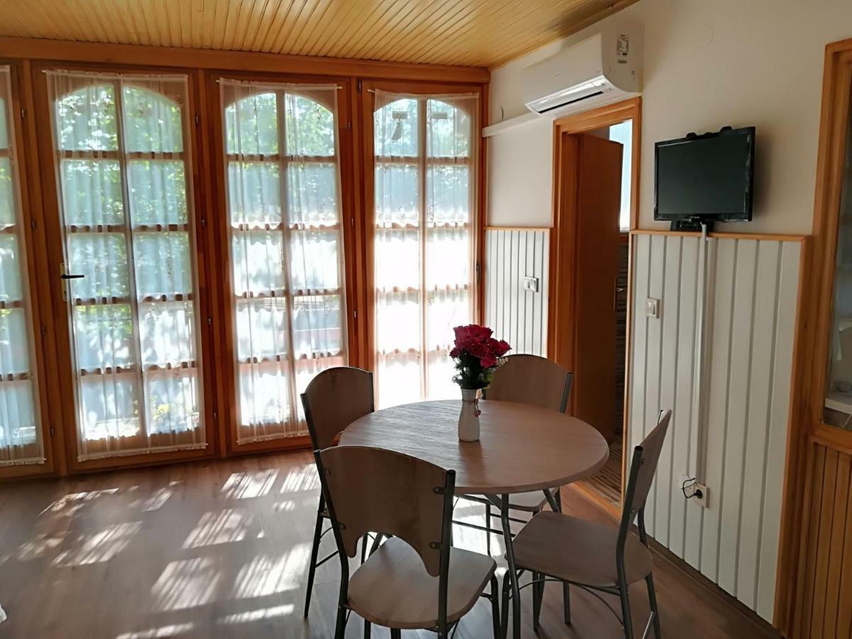Hovirag Apartman 2 Hajduszoboszlo Exterior foto