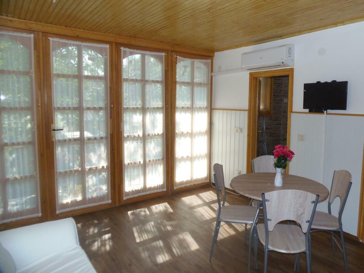 Hovirag Apartman 2 Hajduszoboszlo Exterior foto