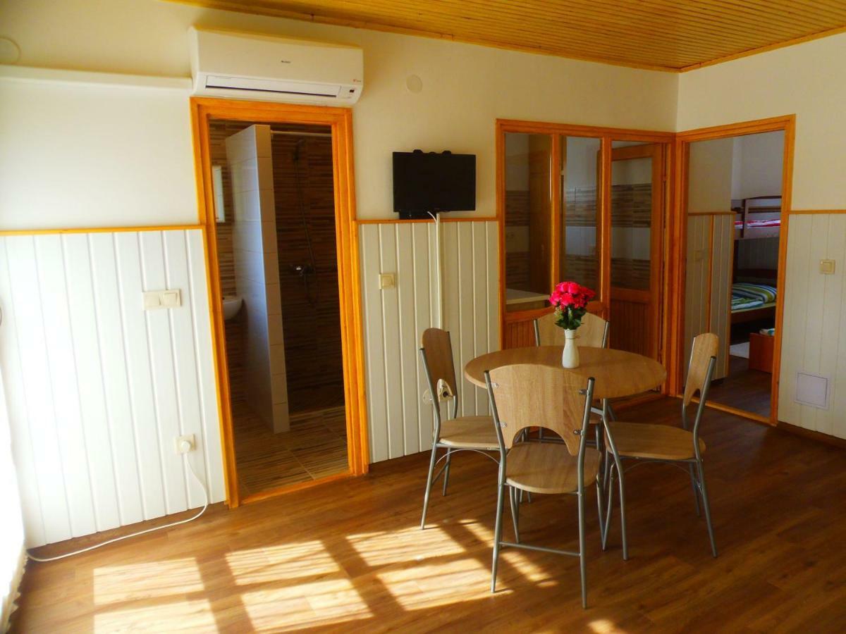 Hovirag Apartman 2 Hajduszoboszlo Exterior foto